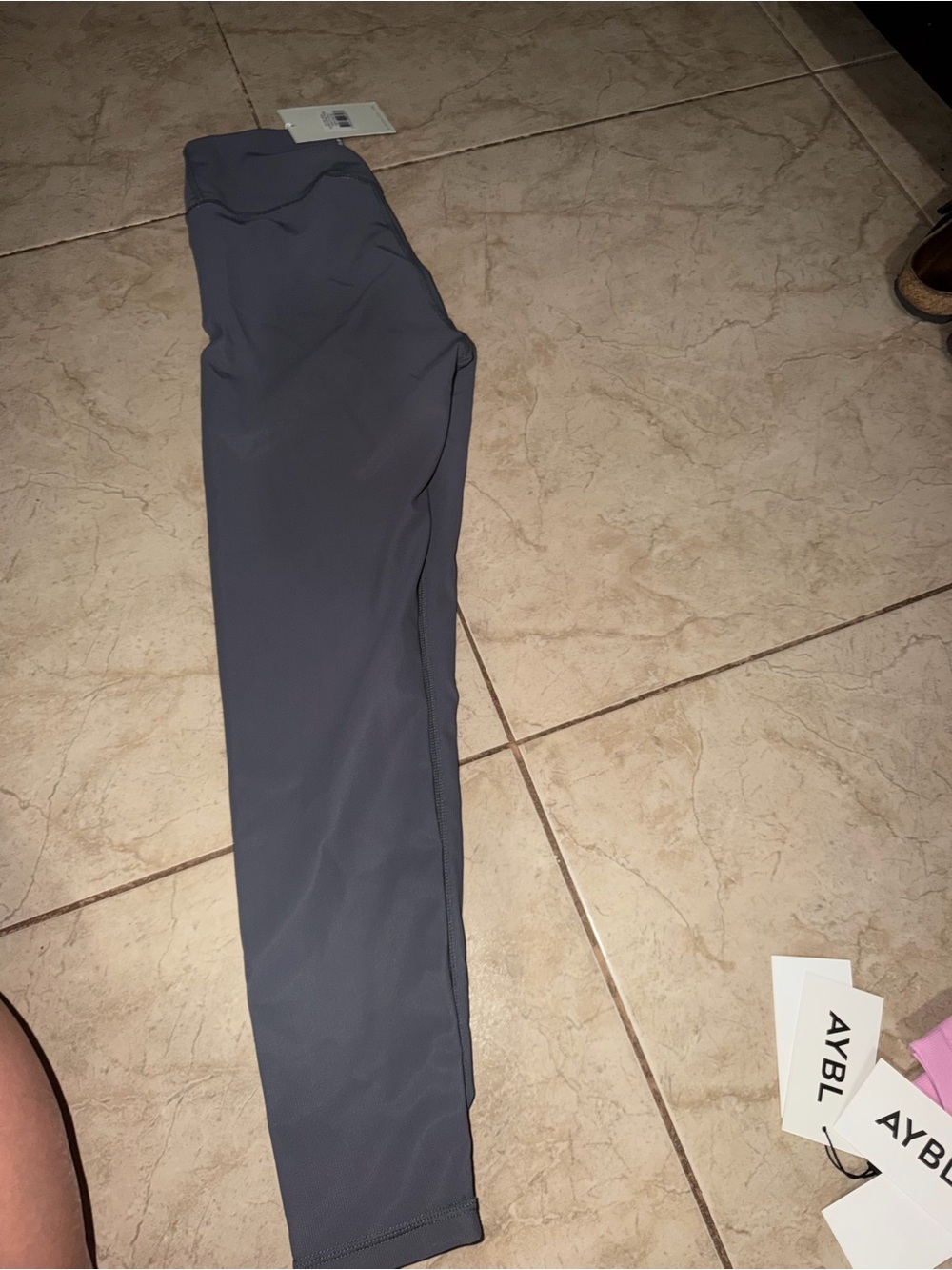 WILO High-Waisted Gray leggings - Picture 4 of 4